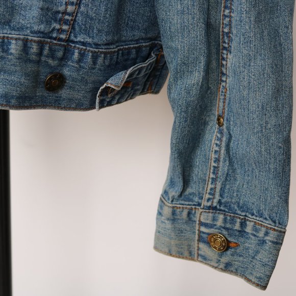 π3 for $15π Vintage Jean Jacket - Picture 12 of 13